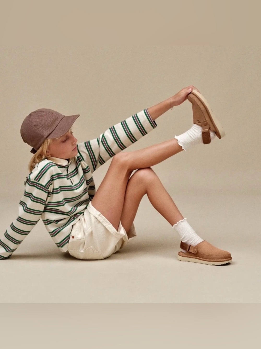 UGG KIDS GOLDENSTAR CLOG, SIZE 3